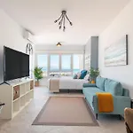 Fantastico Estudio Con Vistas Panoramicas Al Mar דירה טורמולינוס
