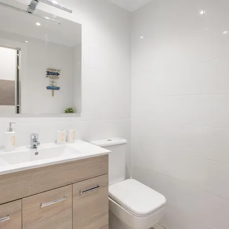 Fantástico Estudio Con Vistas Panorámicas Al Mar